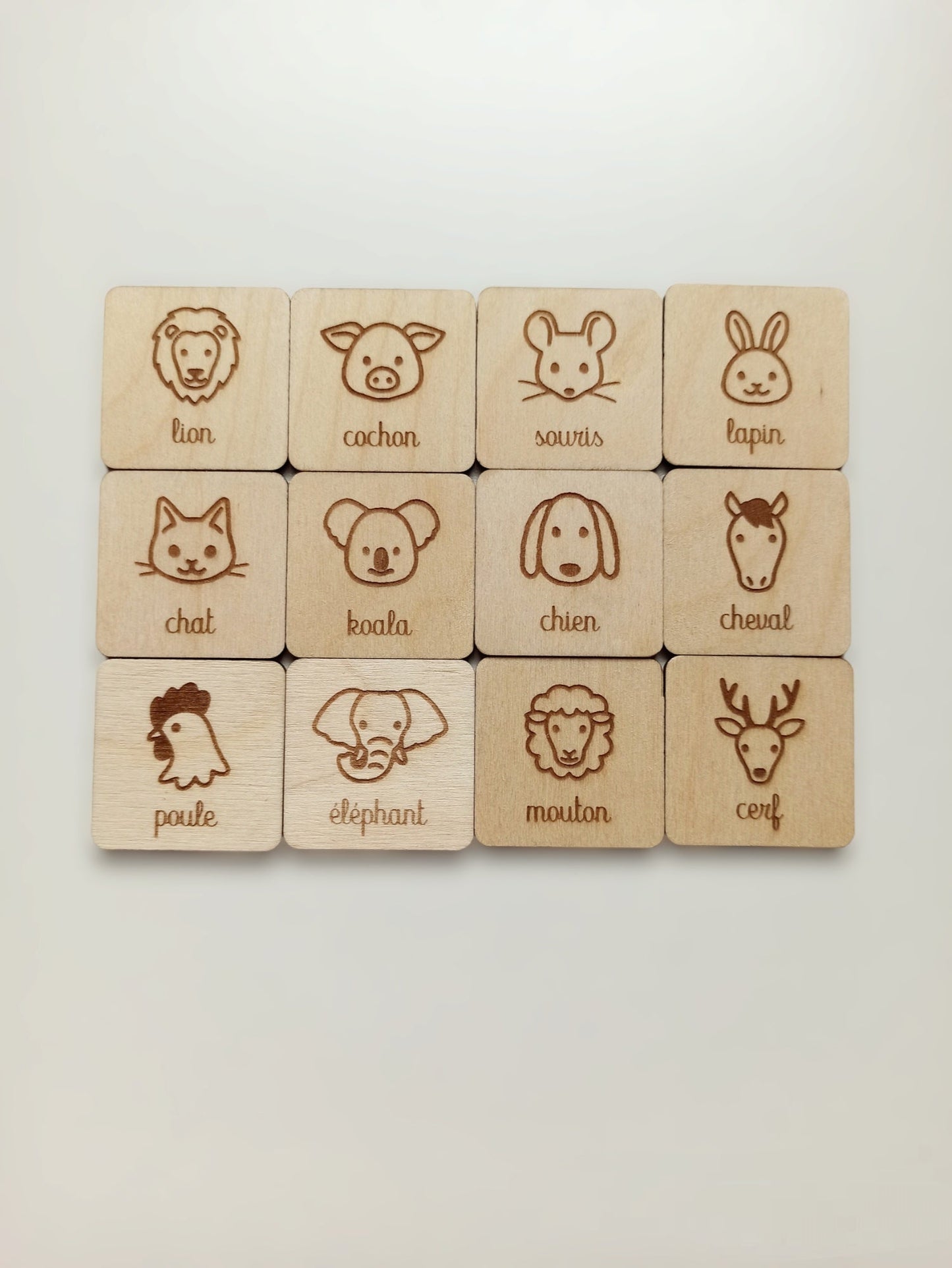 Grüne Krabbe und personalisiertes Besteckset