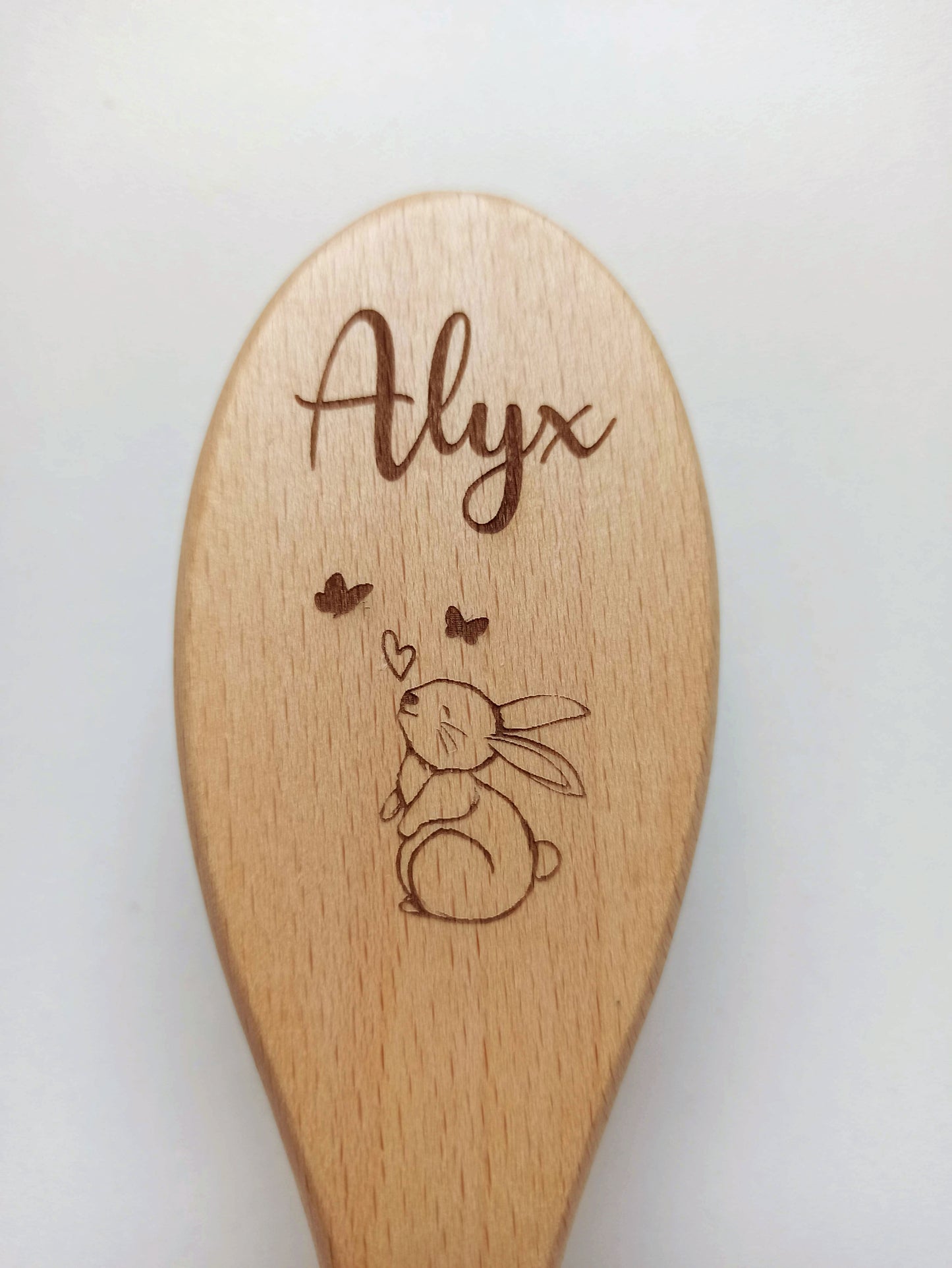 Personalisierte Haarbürste aus Holz mit weichen Borsten
