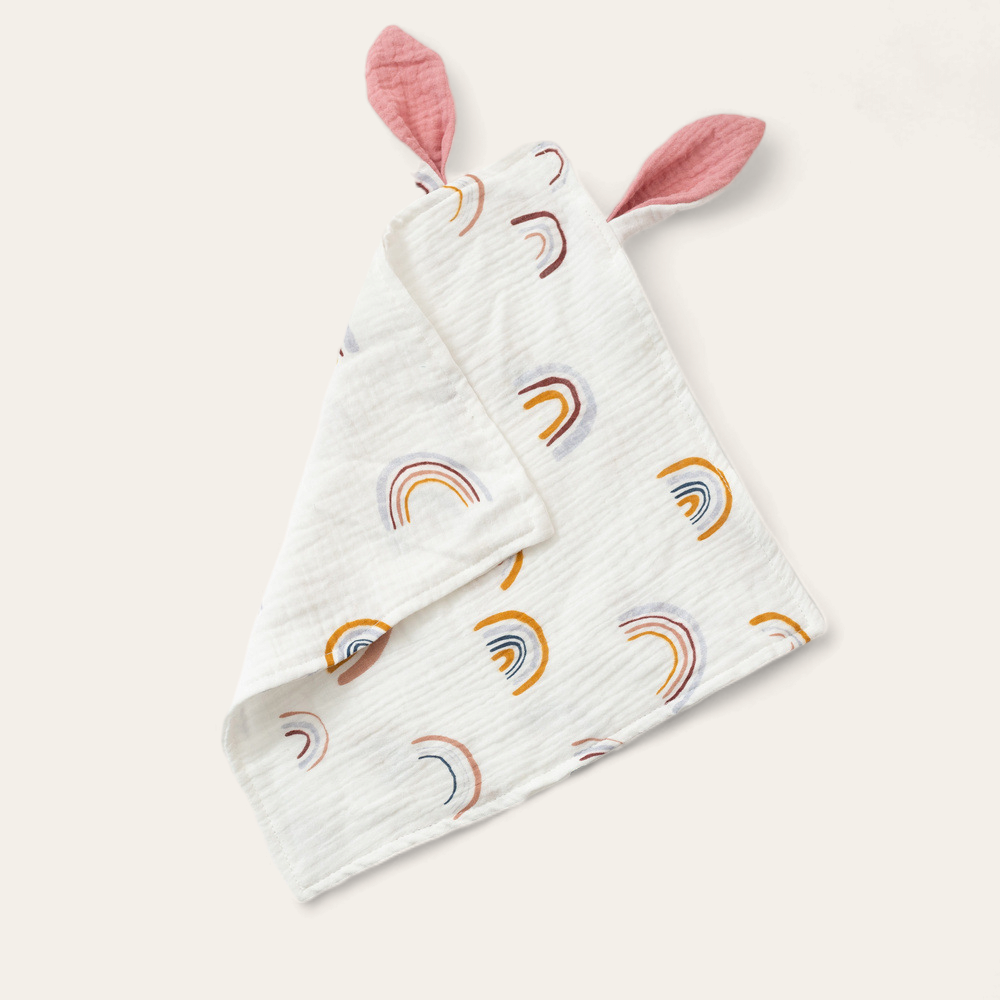 Doudou Lapin mousseline de coton lange Arc en ciel