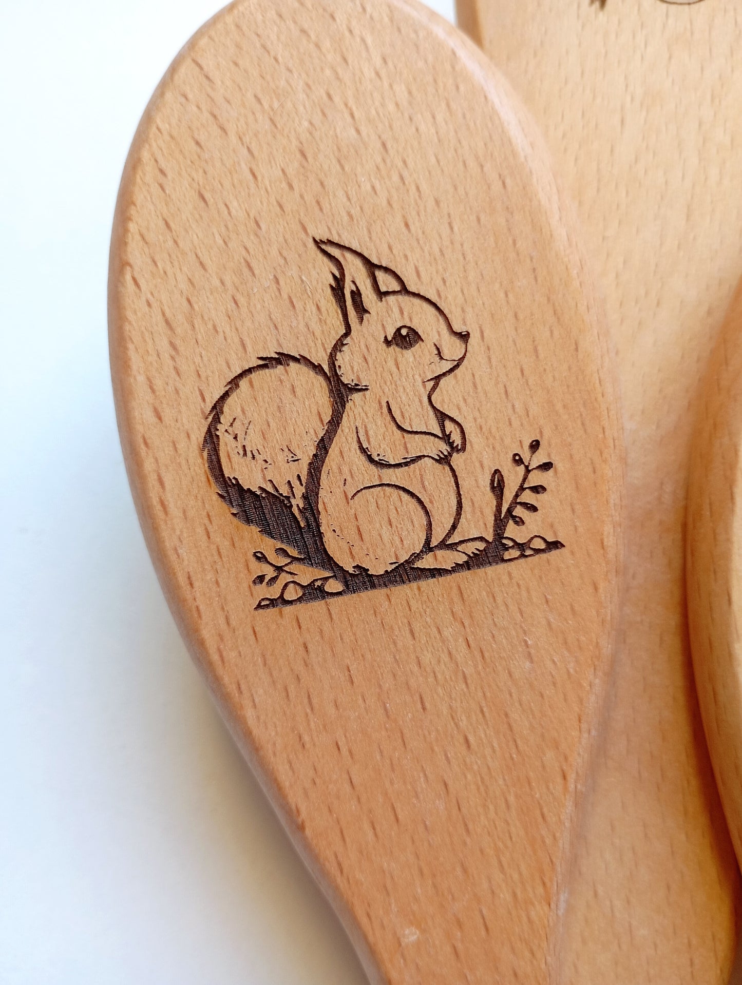 Brosse à cheveux picots en bois animal