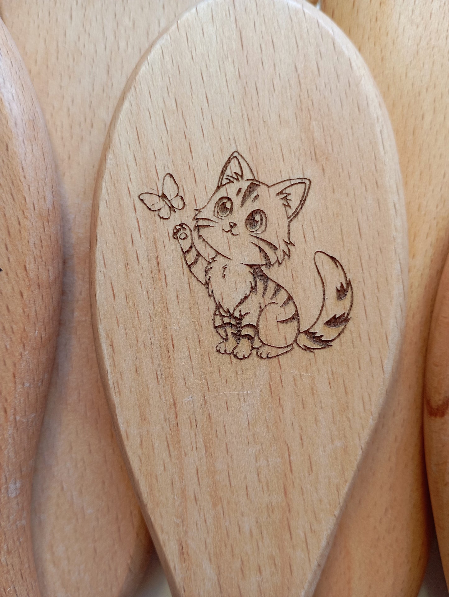 Brosse à cheveux picots en bois animal