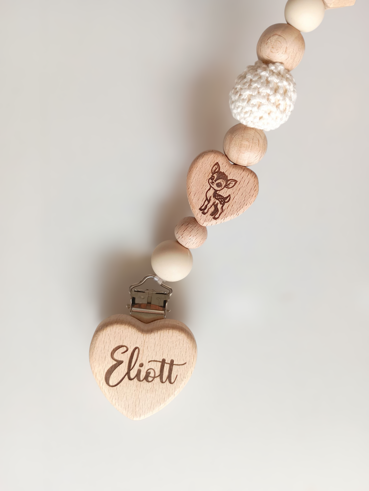 Attache tétine coeur personnalisé